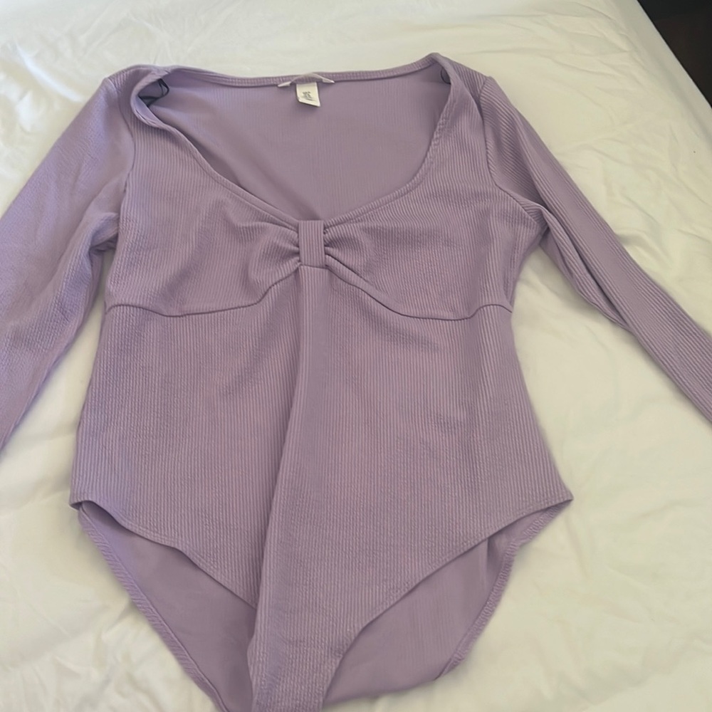 Never fit me well! Cute bodysuit to wear on a casual day! From H&M! Size XL